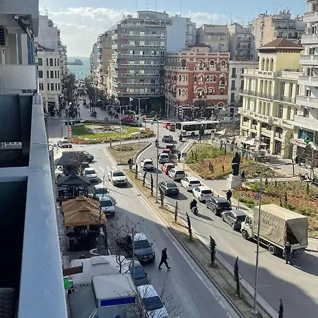 Vip Skg سالونيك