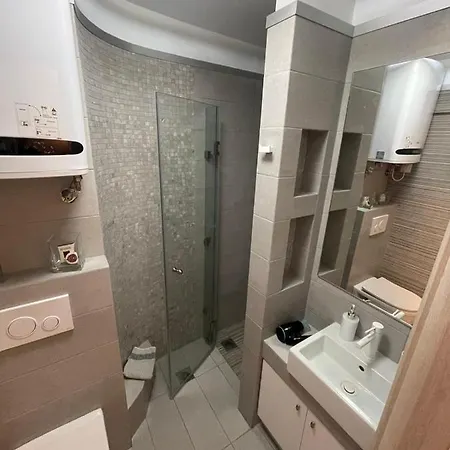 Apartment Vip Skg